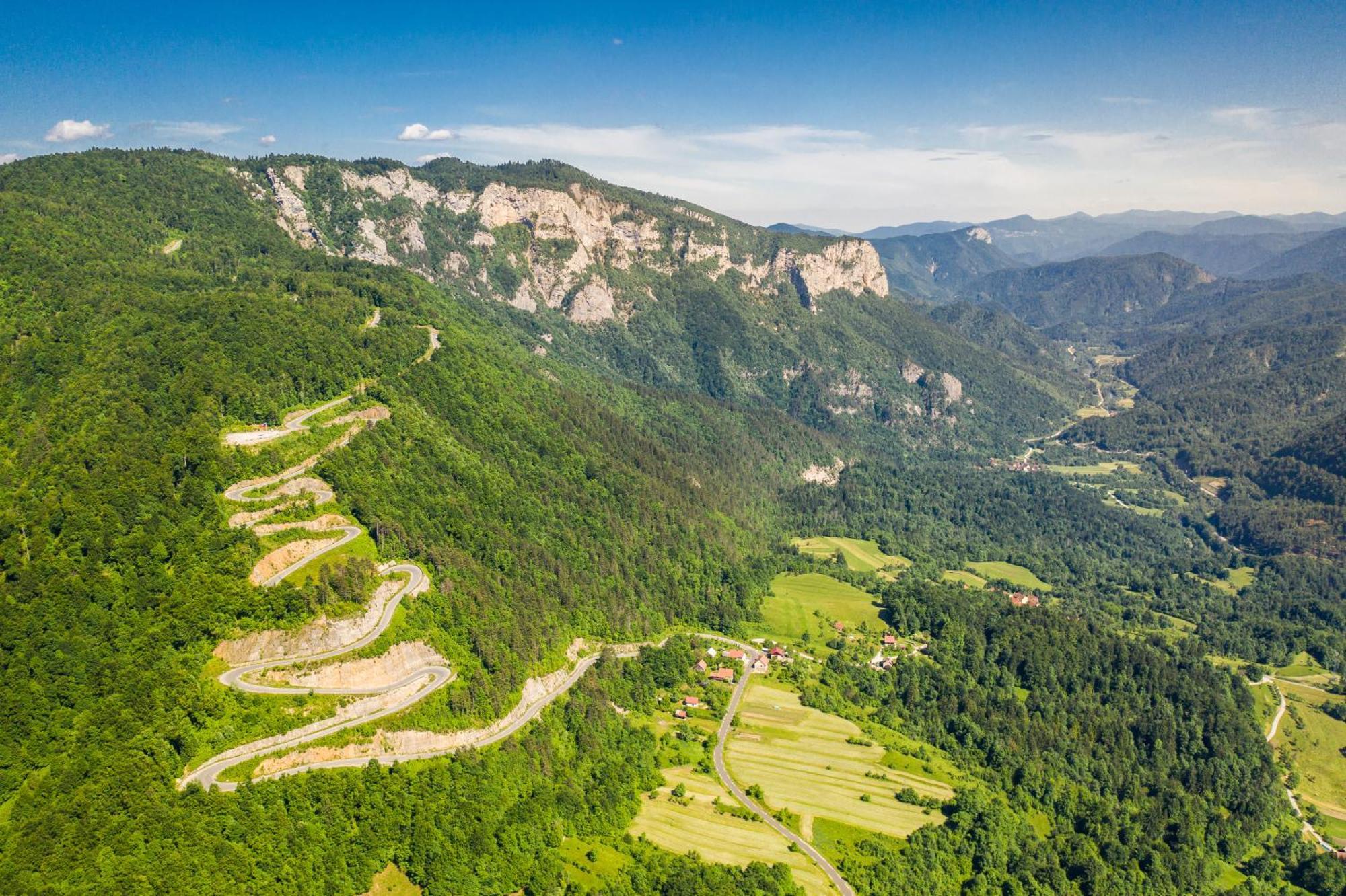 Hotel Kovac Osilnica Екстериор снимка