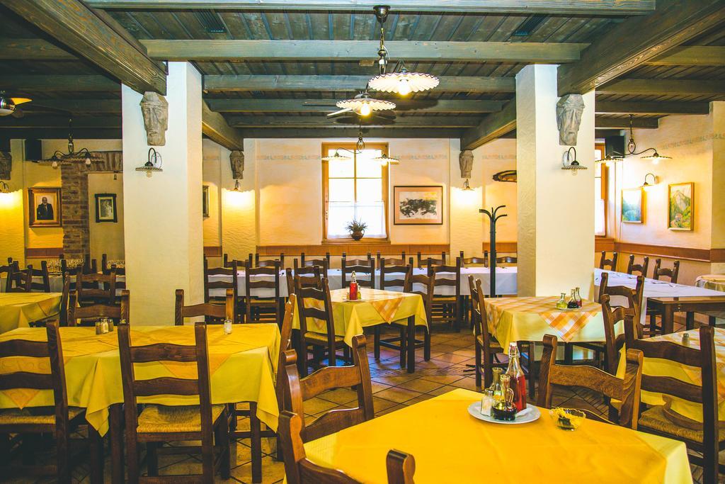 Hotel Kovac Osilnica Екстериор снимка